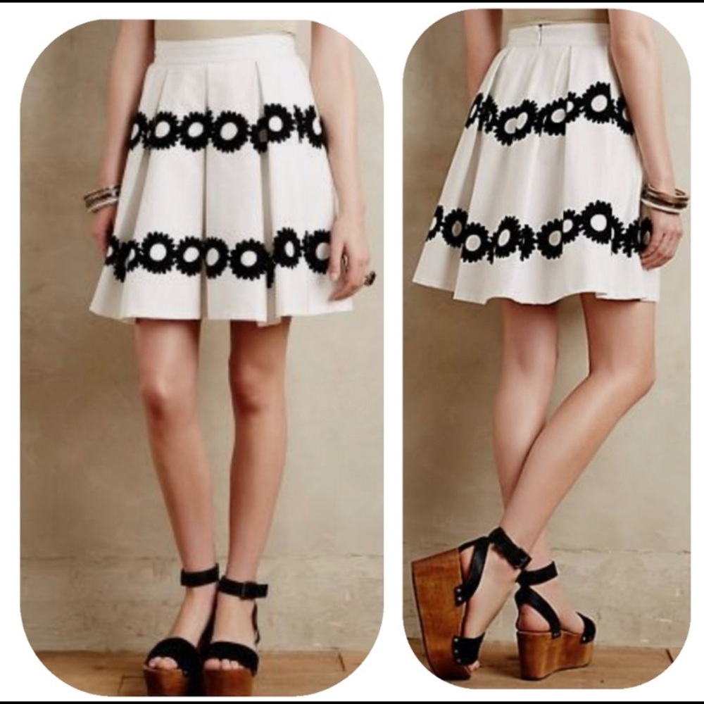 Anthropologie WHIT floral petite skirt